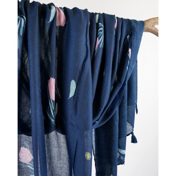 NEW Boho Floral Design Tasseled Rectangle Soft Chic Scarf Large Blue Pink White - Picture 14 of 15